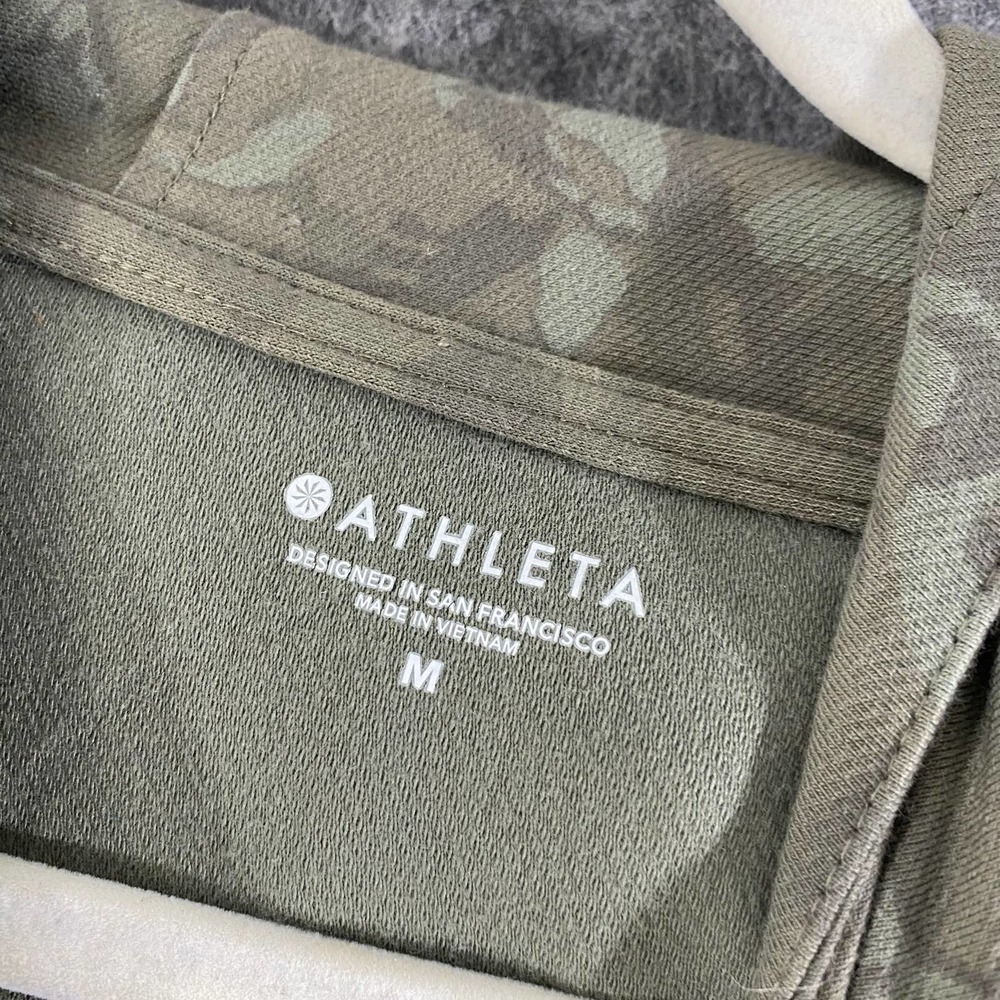 Athleta Sweatshirt Medium Green Camo Printed Farallon Hoodie Long Sleeve - Picture 9 of 11